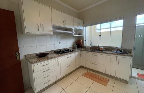 Santa Rita do Sapucai Apartment | Apartamento espaçoso de 3 quartos