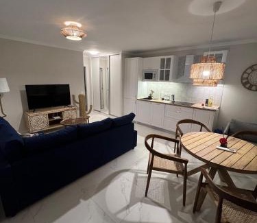 Puerto Rey Apartment | Apartamento Capi Premium Vera Costa