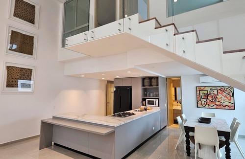 Cartagena District Apartment | Apartamento Duplex con Vista al Mar y Centro