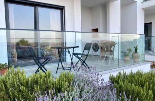 Espartal Apartment | Apartamento Colibri - stylish interior & near the beach