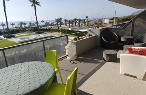 Els Arenals del Sol Apartment | Apartamento con piscina y vistas al mar R31 by Novadesta