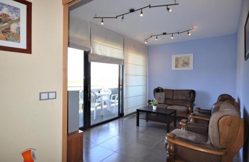 Bon Relax Apartment | Apartamento con A/A, terraza, piscina y parking cercano a la playa y centro de Sant Pere Pescador - ES-89-104