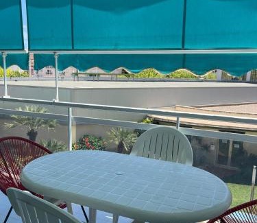 Grao de Gandia Apartment | Apartamento con piscina en la playa de Gandia SOLO FAMILIAS