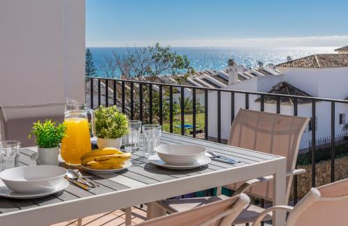 Puerto de la Duquesa Apartment | Apartamento con vistas al mar en Manilva Playa