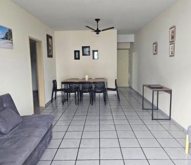 Vila Nova Apartment | Apartamento Condominio Versalles - Cabo Frio - 3 minutos da Praia do Forte
