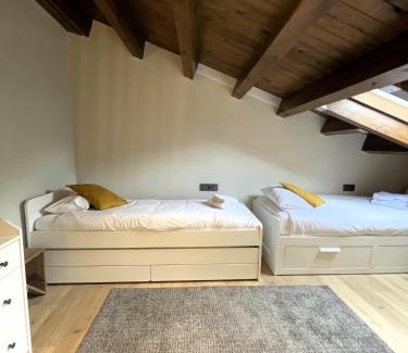 Camprodon Apartment | Apartamento dúplex en el corazón de Camprodon, La Rovira