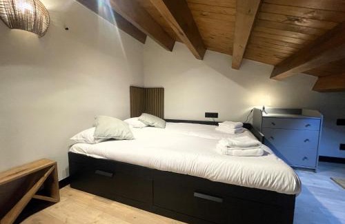 Camprodon Apartment | Apartamento dúplex en el puente histórico, Gra de Fajol