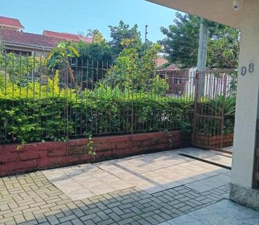 Novo Hamburgo House | Apartamento das Azaleias