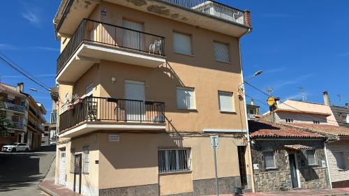 Gironella Apartment | Apartamento de 3 habitaciones en GIRONELLA - ALBERGA