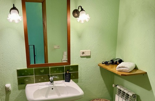 Serra de Daro Cottage | Apartamento de dos Habitaciones en la Costa Brava, Ideal Para Familias