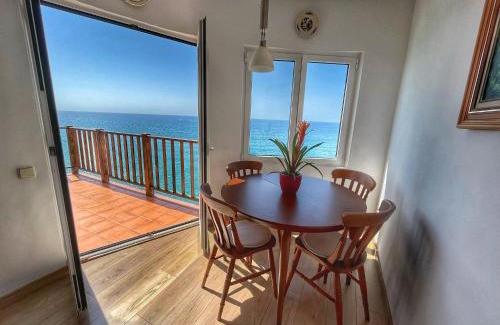 Sitges Apartment | Apartamento en acantilado con wifi y aire acondicionado