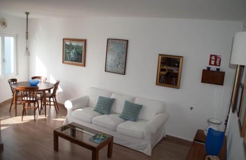 Sitges Apartment | Apartamento en acantilado con wifi y aire acondicionado