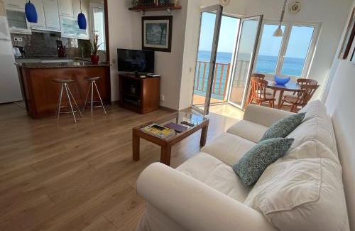 Sitges Apartment | Apartamento en acantilado con wifi y aire acondicionado