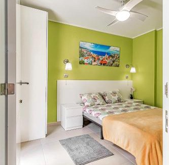 Alcala Apartment | Apartamento en Alcalá, con aparcamento, con aircondicionador