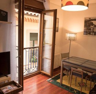 Cimadevilla Apartment | Apartamento en Cimadevilla junto al Puerto Deportivo