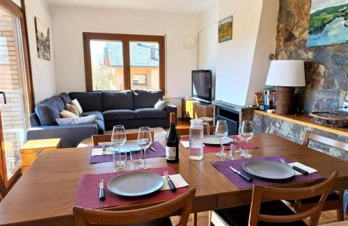 Llivia Apartment | Apartamento en Llívia ideal 8 personas con piscina