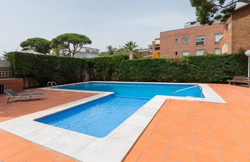 Castelldefels Apartment | Apartamento en playa con piscina + AACC
