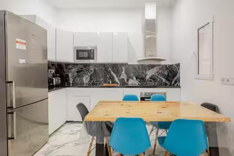 Badalona Apartment | Apartamento en Planta Baja Cerca de la Playa en Badalona