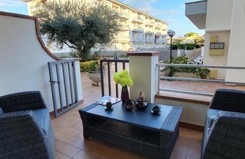 L'Estartit Apartment | Apartamento en planta baja con piscina, a 600m de playa y centro en L'Estartit - ES-323-39