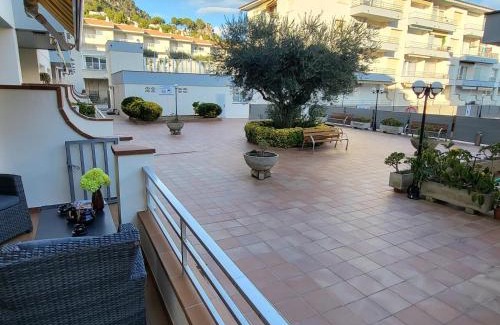 L'Estartit Apartment | Apartamento en planta baja con piscina, a 600m de playa y centro en L'Estartit - ES-323-39