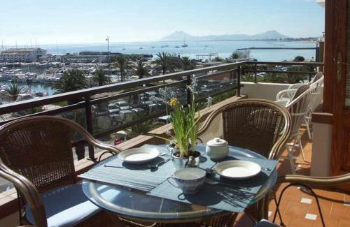 Puerto de Pollensa Apartment | Apartamento en primera linea para 4 personas