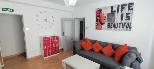 Primer Ensanche Apartment | Apartamento en zona céntrica y tranquila.