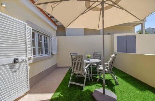 Parede Apartment | Apartamento Ensolarado com terraço - 10 minutos da praia