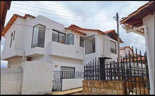 Guatavita Apartment | Apartamento Entero 203 NUEVO