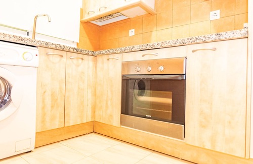 Los Canos de Meca Apartment | Apartamento renovado con piscina, garaje y vistas, frente a la playa de los C.