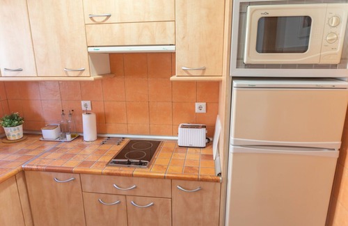 Los Canos de Meca Apartment | Apartamento con piscina y garaje en los Caños de Meca.