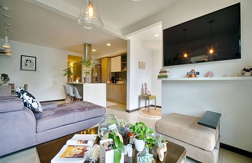 San Antonio House | Apartamento Exclusivo con Acabados Modernos en un Lugar de Excelencia