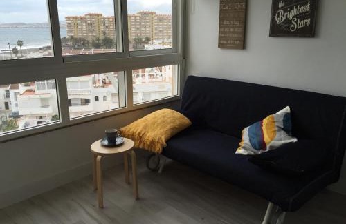 Mezquitilla Apartment | Apartamento frente al mar