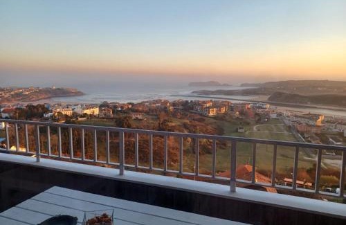 Suances Apartment | Apartamento Helen- Vistas únicas e increíbles a la bahía de Suances-