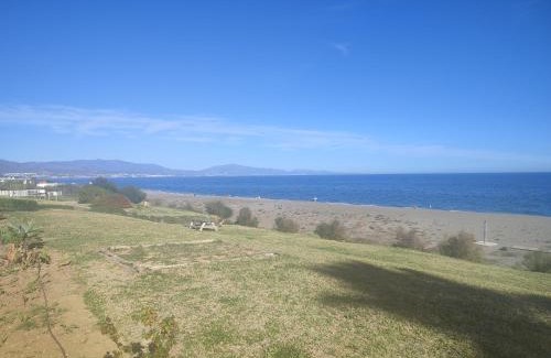 Puerto de la Duquesa Apartment | APARTAMENTO JUNTO A LA PLAYA ZONA TRANQUILA