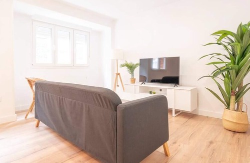 Distrito Llano Apartment | Apartamento Larra Gijón