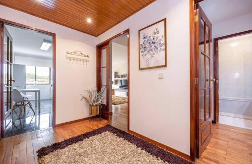 Guimaraes Apartment | Apartamento Lobo