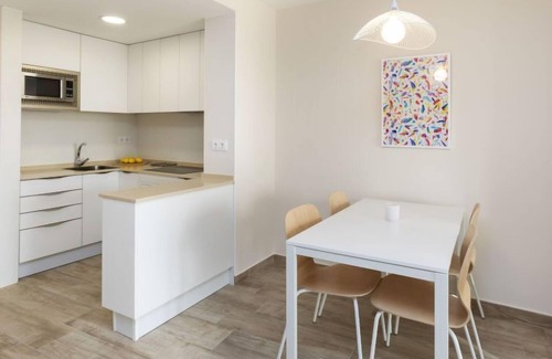 Miami Platja Apartment | Apartamento los Pelicanos by Interhome