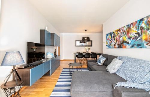 Barcelona Apartment | Apartamento lujo& piscina junto Barcelona Centro