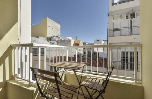 Playa San Juan Apartment | Apartamento Mar Rizada