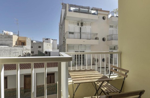 Playa San Juan Apartment | Apartamento Mar Rizada