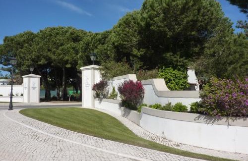 Praia del Rei Apartment | Apartamento Moura - Praia D’El Rey Golf, Surf & Beach Resort