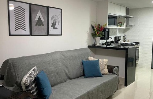 Centro Apartment | Apartamento moderno e super confortável localizado a alguns passos da Praia Grande