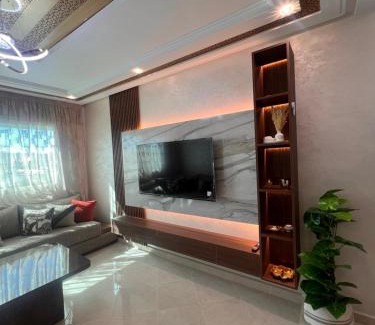 Luxus Apartment | Apartamento moderno con wifi y parking gratis