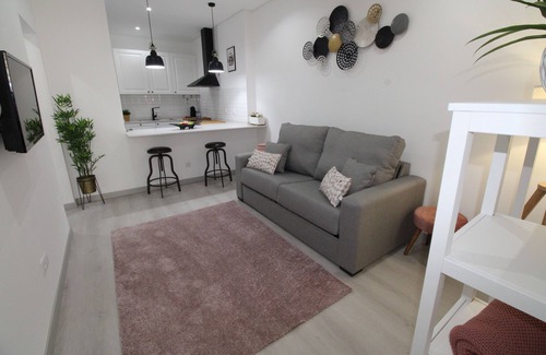 Beato Apartment | Apartamento Moderno nas Olaias a 5 minutos da Faculdade ISEL e IST