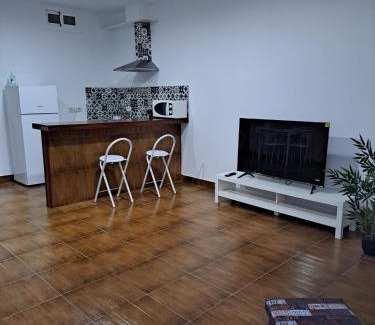 Ciudad Jardin Apartment | Apartamento monte dorado
