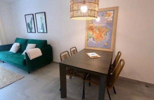 Cadaques Apartment | Apartamento nuevo en el centro con garaje
