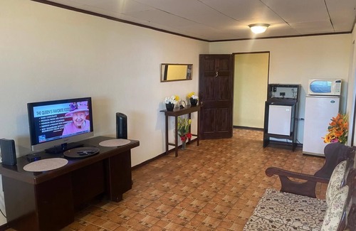 San Pablo de Heredia Apartment | Apartamento Para 4pax, Full Equipado, Cerca de la Ciudad. Seguro y Amplio