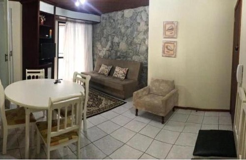 Itapema Apartment | Apartamento quadra mar Meia Praia
