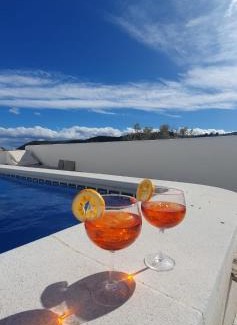 Oria Apartment | Apartamento Ruby at Casa Tomaddi with private pool and super-king bed