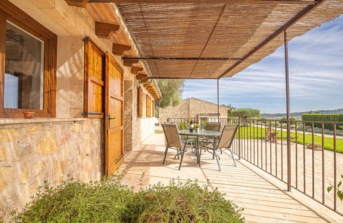 Petra Apartment | Apartamento Son Calo B by Rentallorca